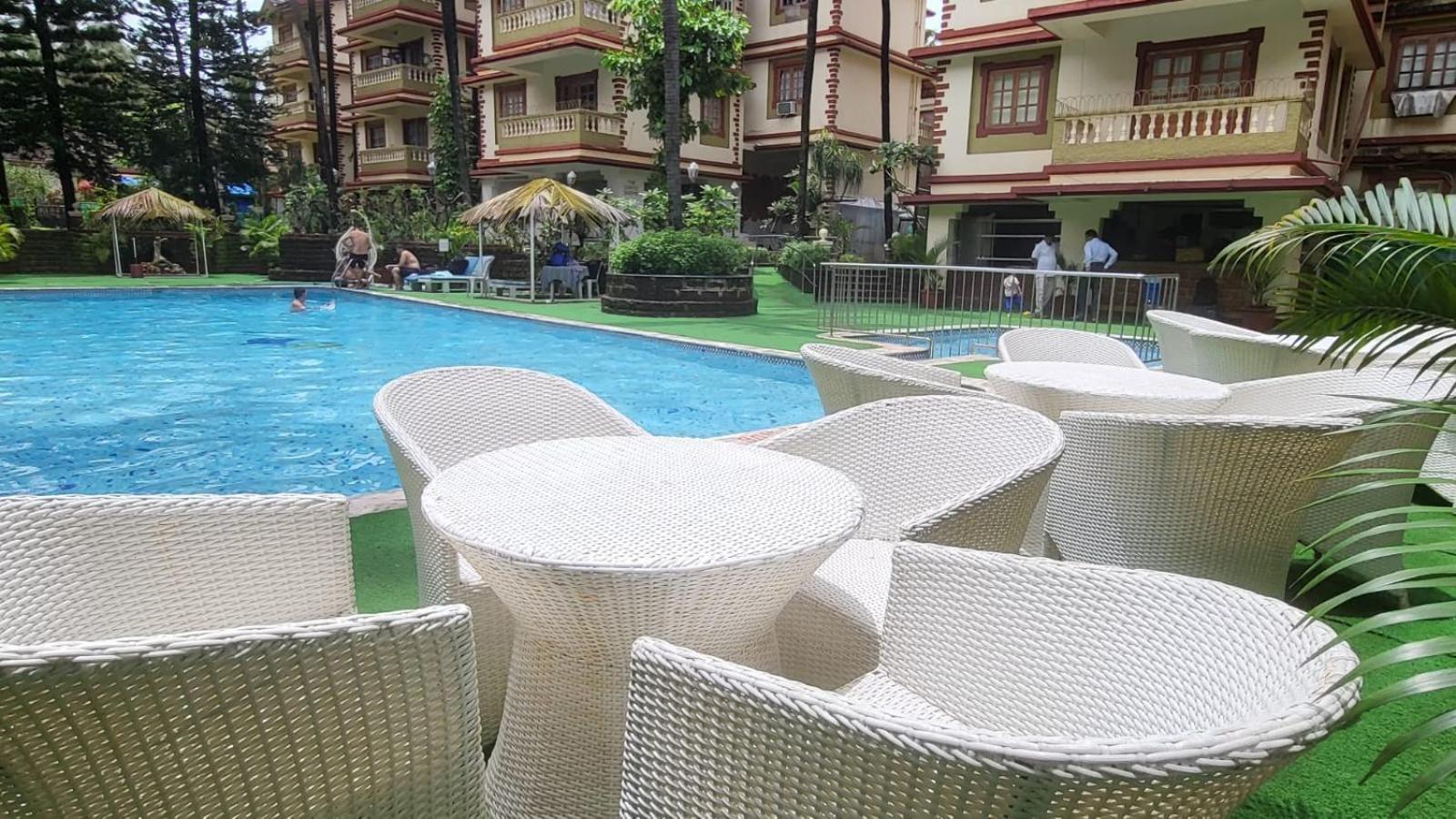 1Bhk Pool View Apartment - Candolim Resort Eksteriør billede